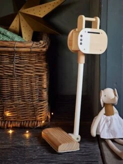 Aspirateur Balai En Bois FSC® Blanc - Vertbaudet -Magasin De Périphériques Pour Enfants aspirateur balai en bois fsc 2
