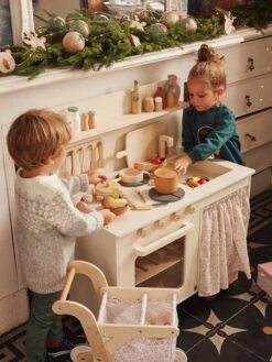 Cuisinette équipée Avec Rideau - En Bois FSC® Multicolore - Vertbaudet 11 Cuisinette équipée Avec Rideau - En Bois FSC® Multicolore - Vertbaudet -Magasin De Périphériques Pour Enfants cuisinette equipee avec rideau en bois fsc 3