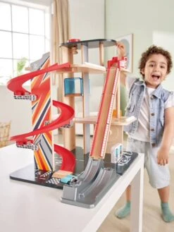 Garage Looping - HAPE Rouge - Hape 12 Garage Looping - HAPE Rouge - Hape -Magasin De Périphériques Pour Enfants garage looping hape 4